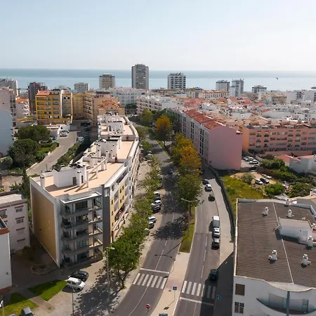 Roberto Apartamento Quarteira